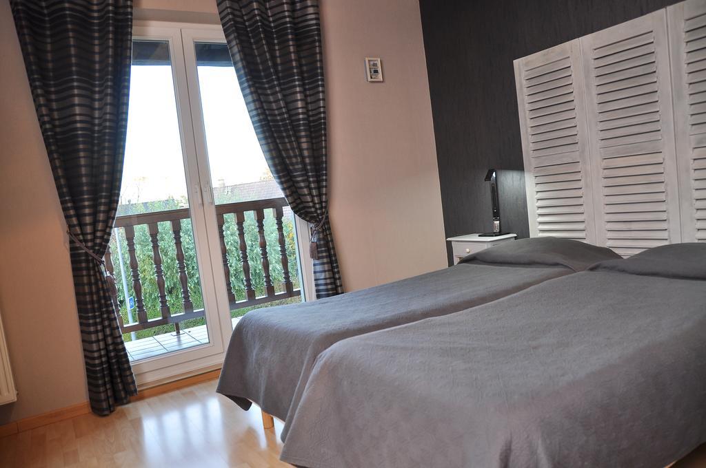 Chambres D'Hotes Les Chalinettes Fegersheim Szoba fotó